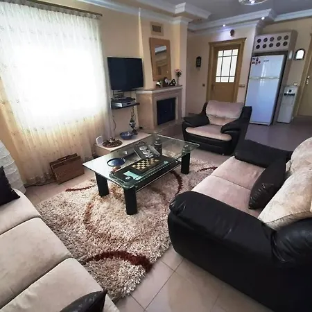 Kusadasi Sezonluk Oezel Havuzlu Bungalov Villa Only Seasonal Rental Villa Minimum 60 Days Kusadası