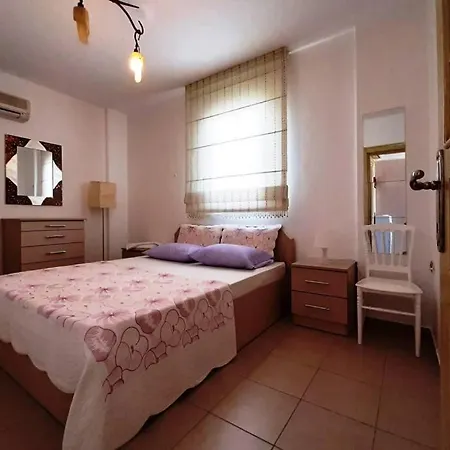Kusadasi Sezonluk Oezel Havuzlu Bungalov Villa Only Seasonal Rental Villa Minimum 60 Days 别墅 *